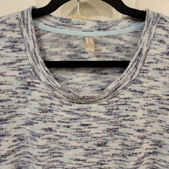 Pajama Set - Picture 3 of 8